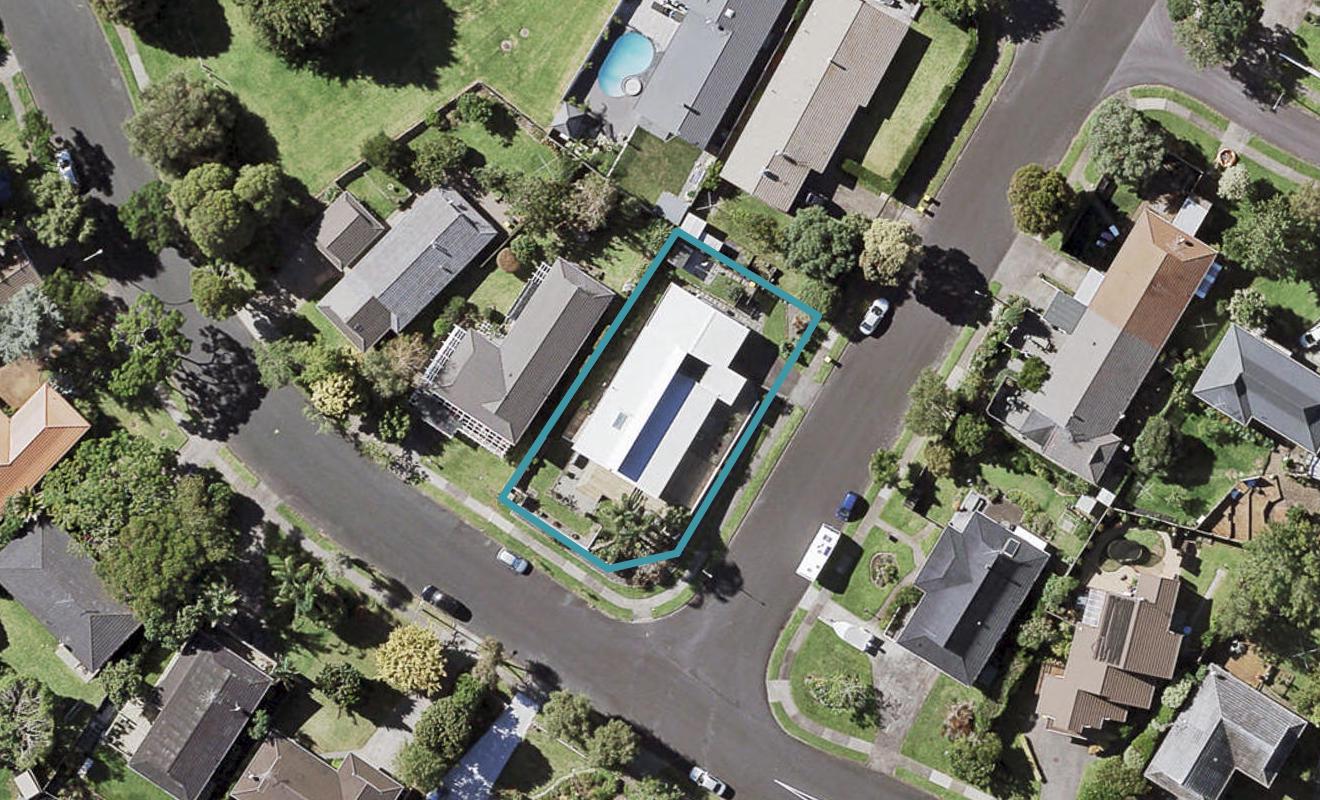 19 Himalaya Drive, Half Moon Bay, Auckland - Carousel 1