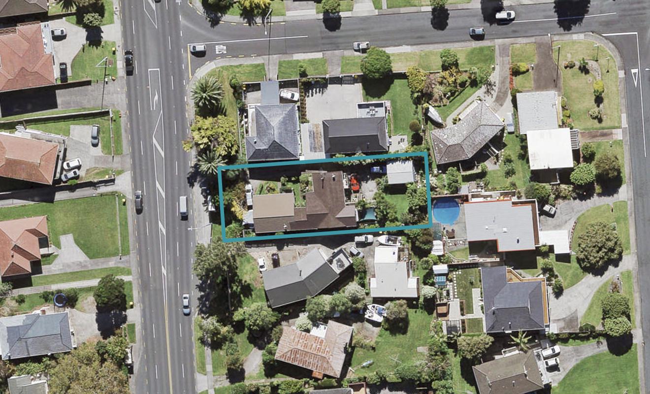 4307 Great North Road, Glendene, Auckland - Carousel 1