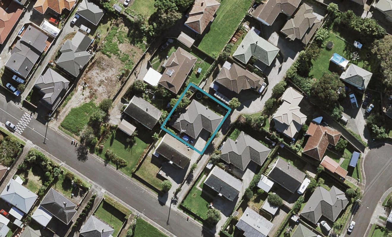 15 Haughey Avenue, Three Kings, Auckland - Carousel 1
