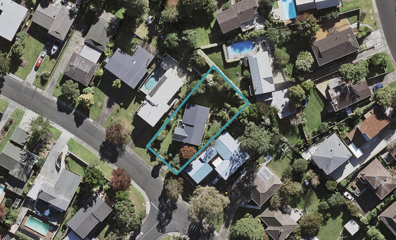 47 Lynden Avenue, Hillcrest, Auckland - Carousel 1