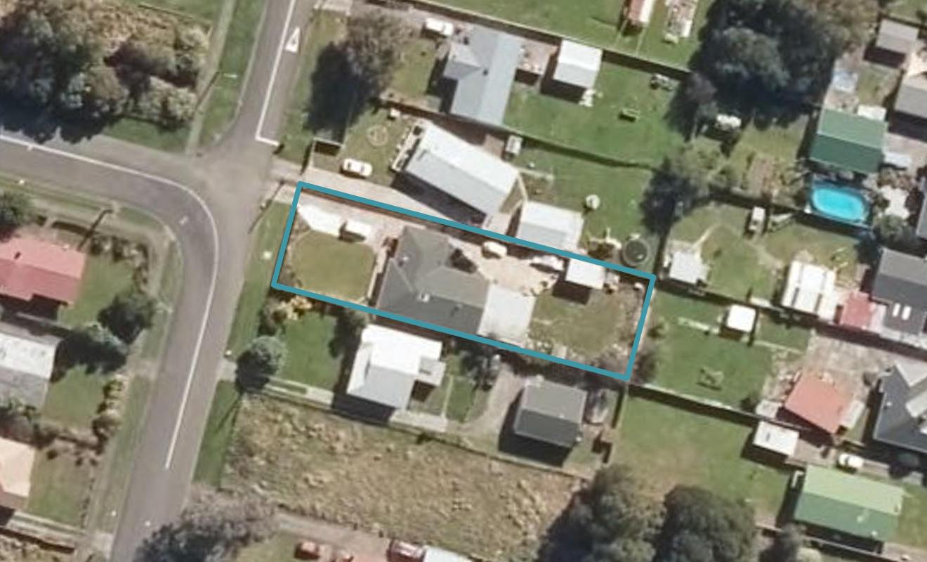 11 French Street, Marton - Carousel 1