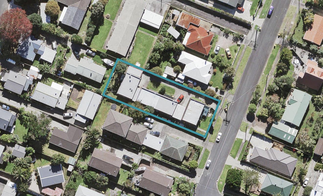 3/94 Lynwood Road, New Lynn, Auckland - Carousel 1