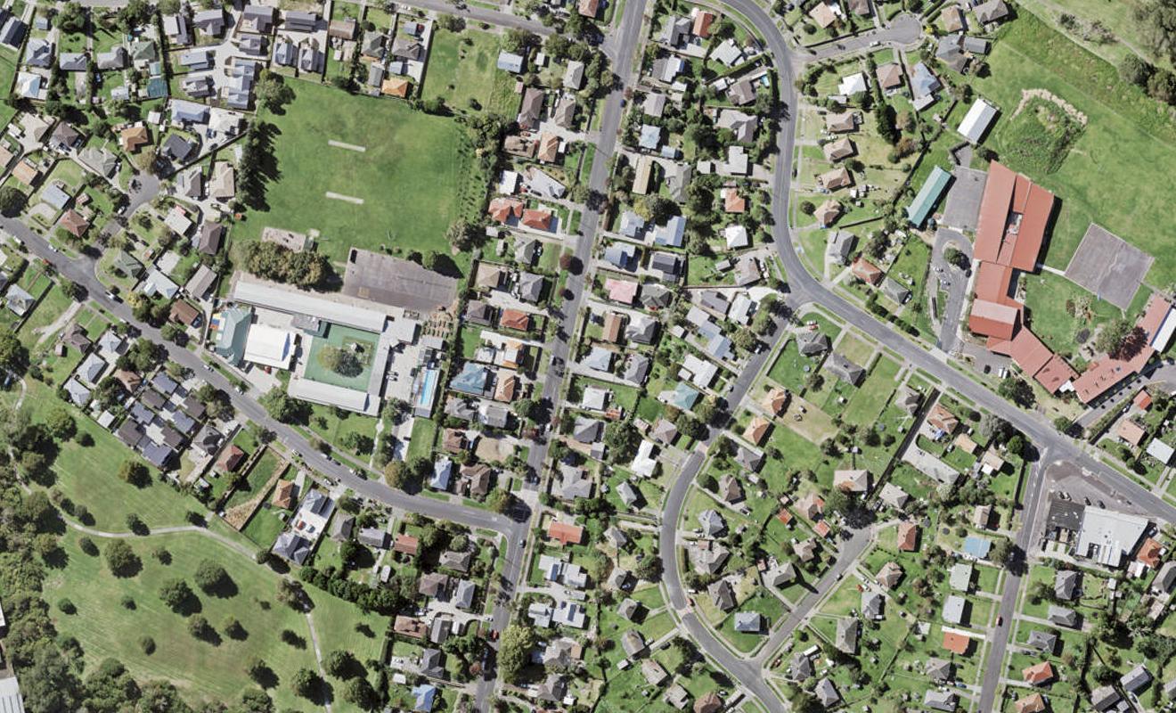 38 Line Road, Glen Innes, Auckland - Carousel 1