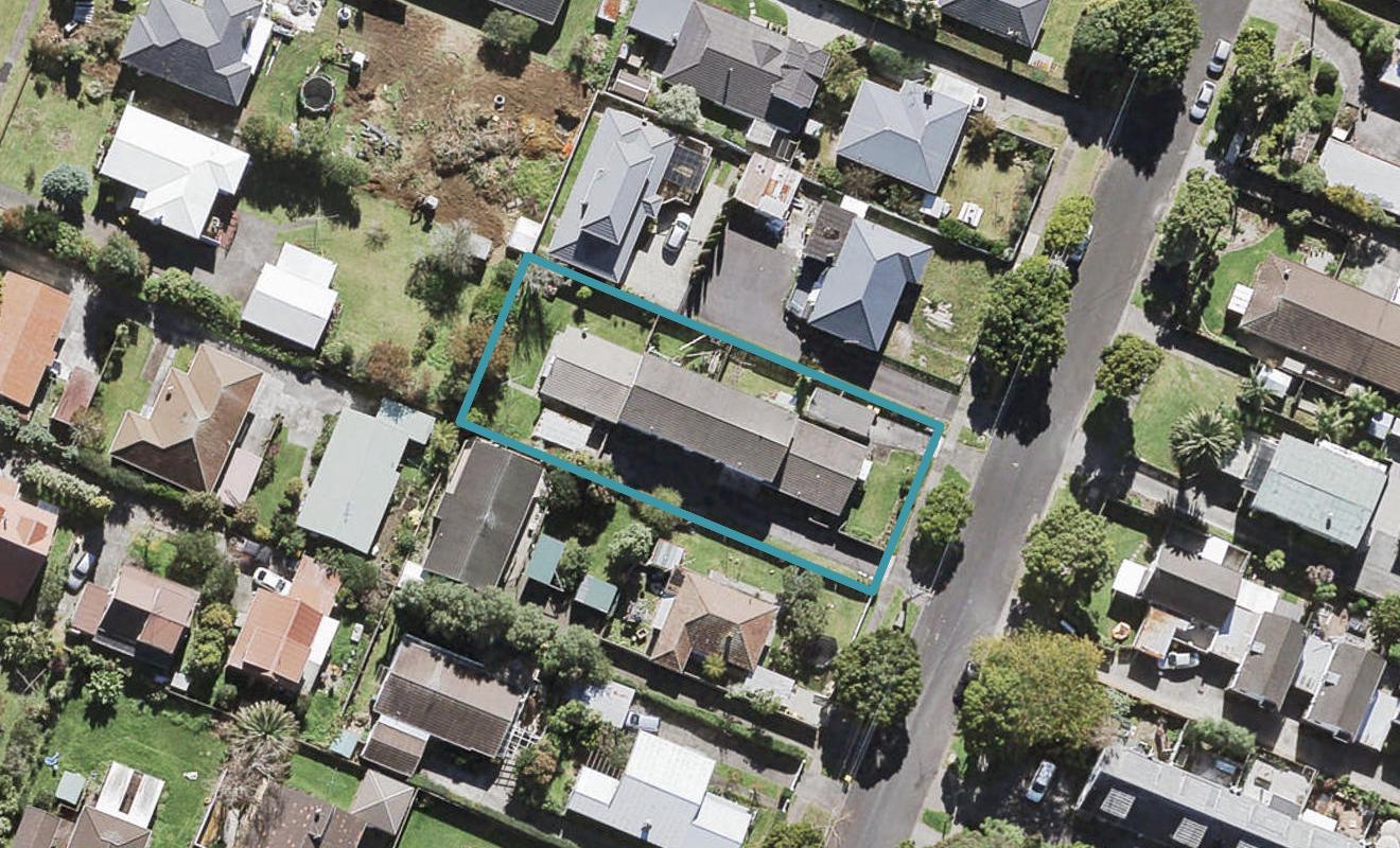 3/8 Koromiko Street, New Lynn, Auckland - Carousel 1