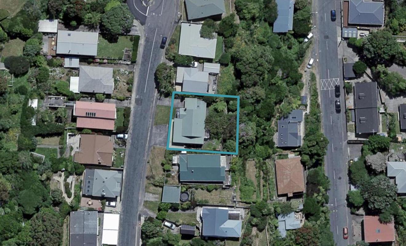 17 Mccoll Street, Vogeltown, Wellington - Carousel 1