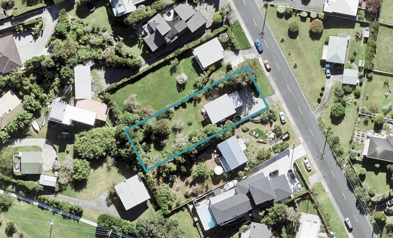 12 Tindalls Bay Road, Tindalls Beach, Whangaparaoa - Carousel 1