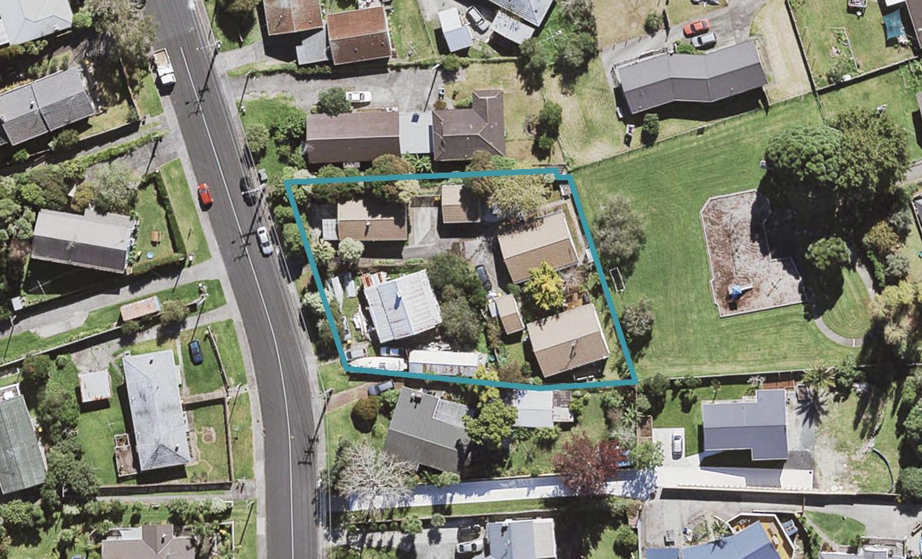 4/141 Verbena Road, Birkdale, Auckland - Carousel 1