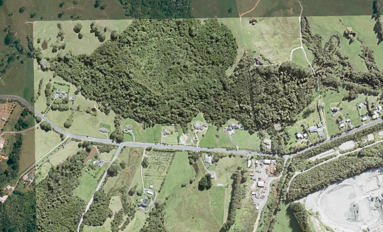 240 HORSESHOE BUSH RD, Auckland - Carousel 1