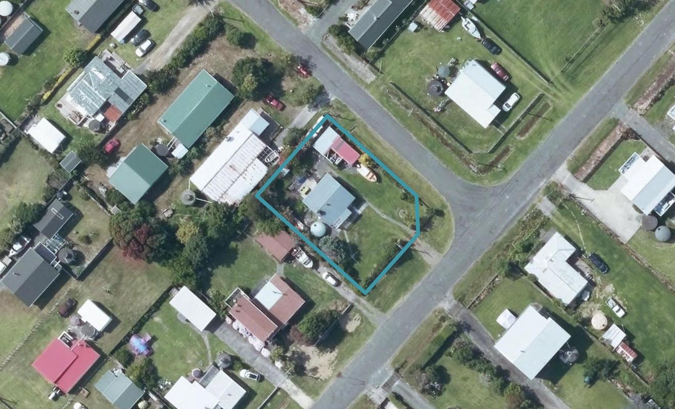 78 Fortescue Street, Māhia - Carousel 1