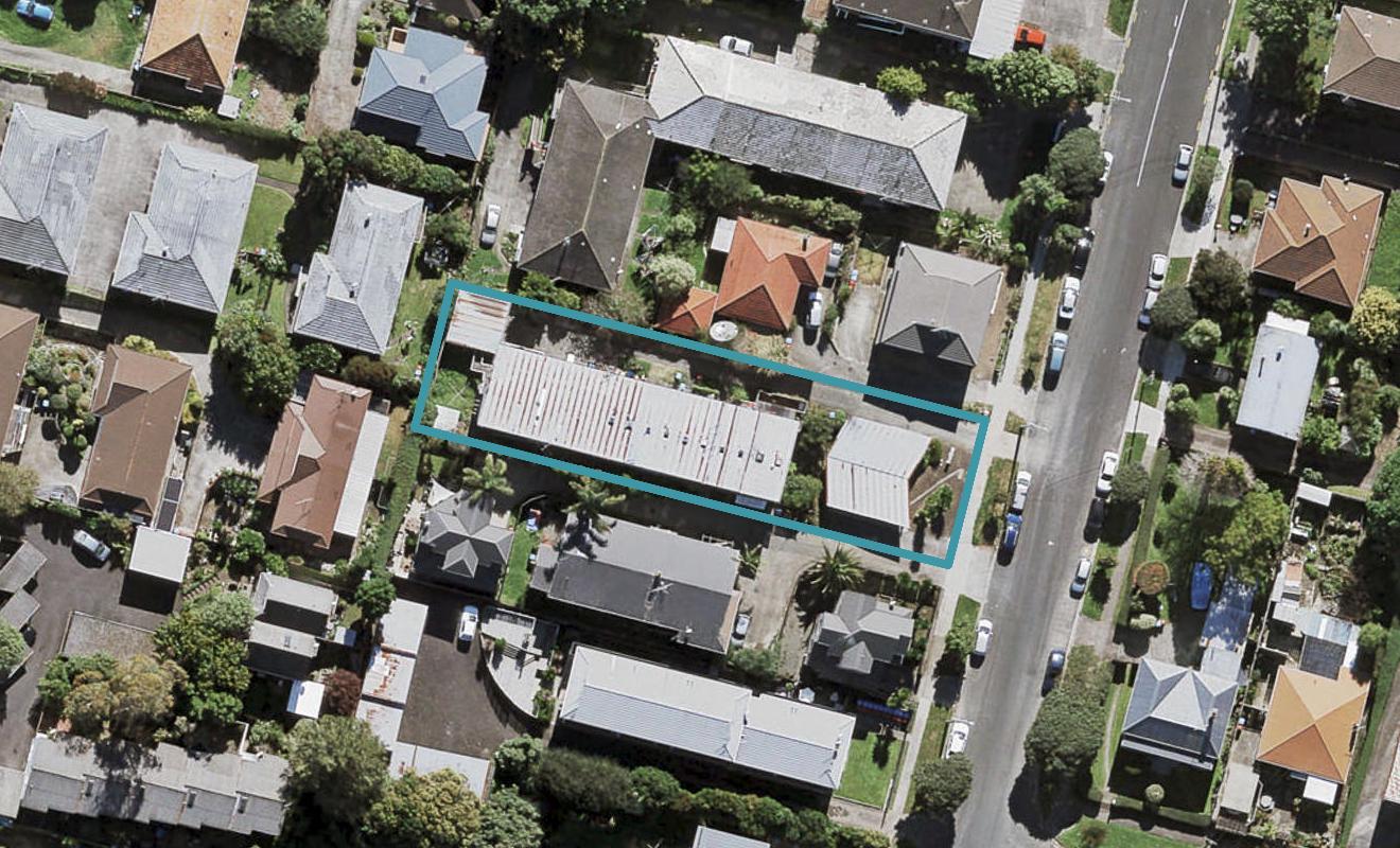 1/7 Kingsway Avenue, Sandringham, Auckland - Carousel 1