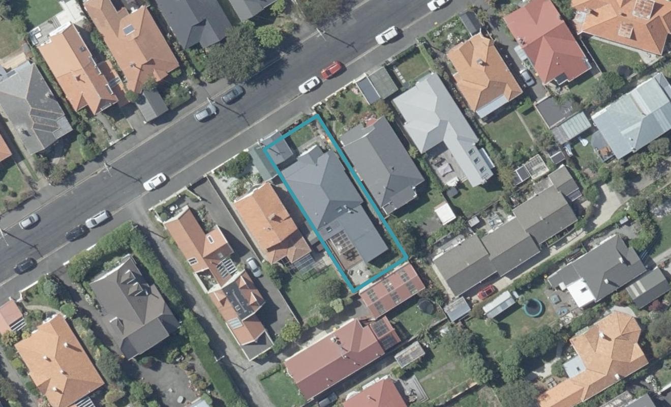 32 Ings Avenue, Saint Clair, Dunedin - Carousel 1