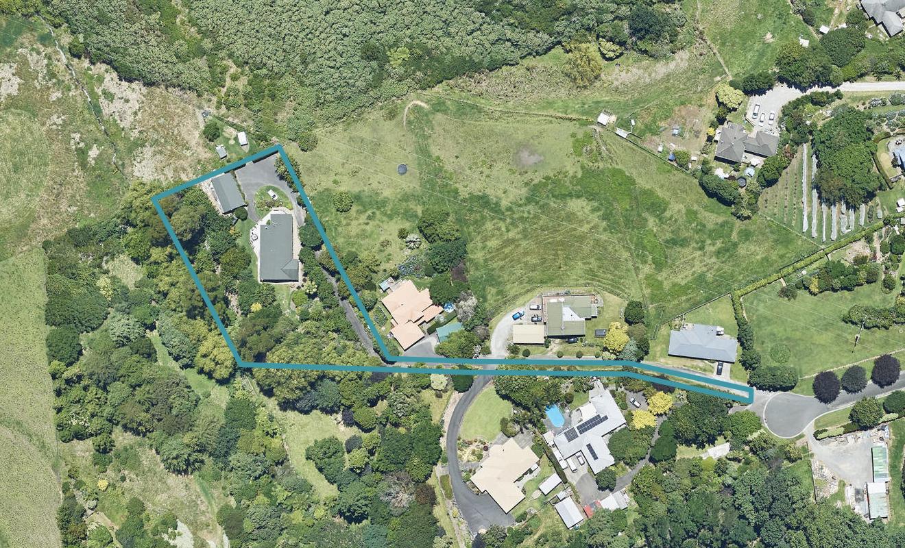 17 Beech Court, Welcome Bay, Tauranga - Carousel 1