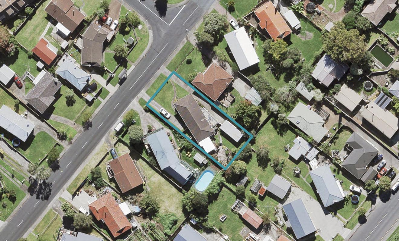 108 Farquhar Road, Glendene, Auckland - Carousel 1