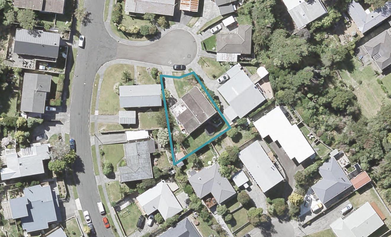 4 Ely Grove, Wainuiomata, Lower Hutt - Carousel 1