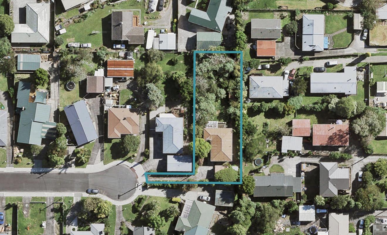 24 Rembrandt Place, Opaheke, Papakura - Carousel 1