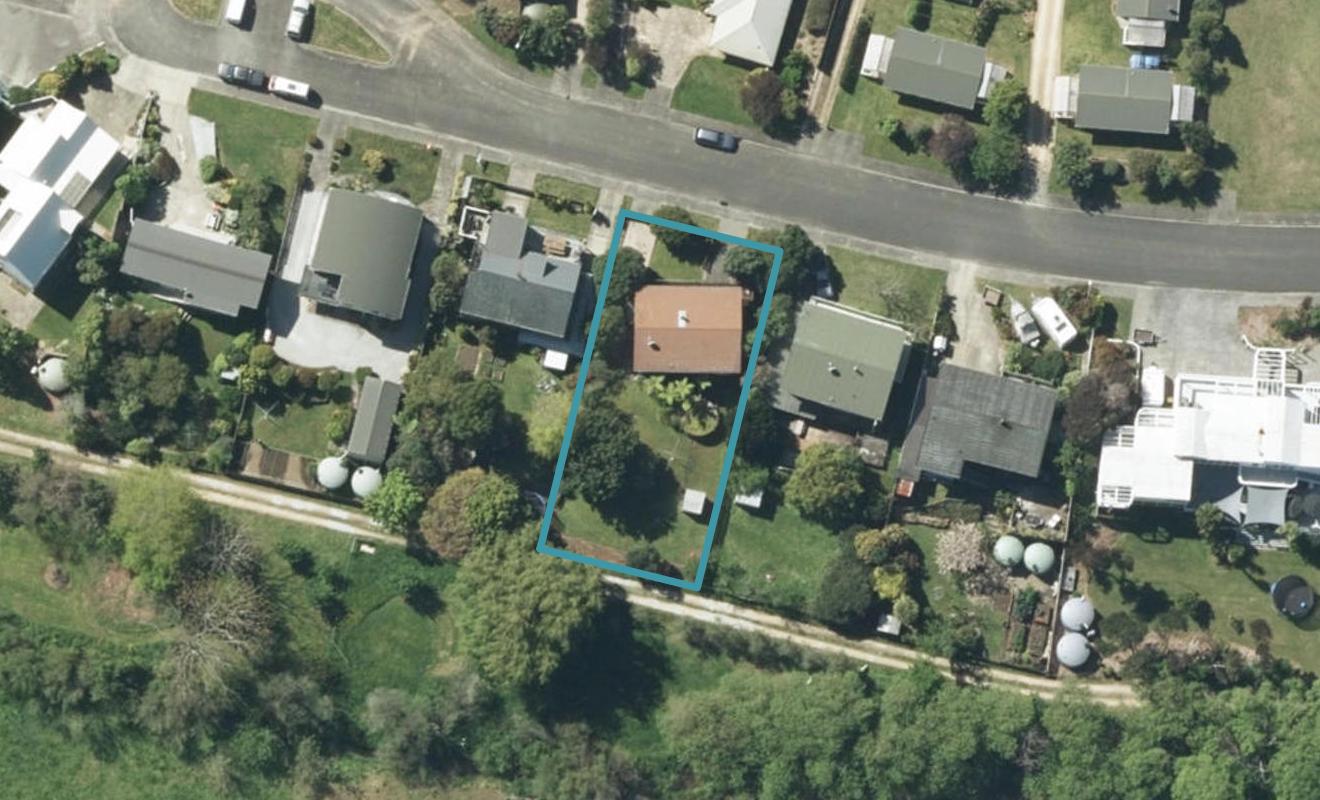 81 Selwyn Street, Pohara - Carousel 1