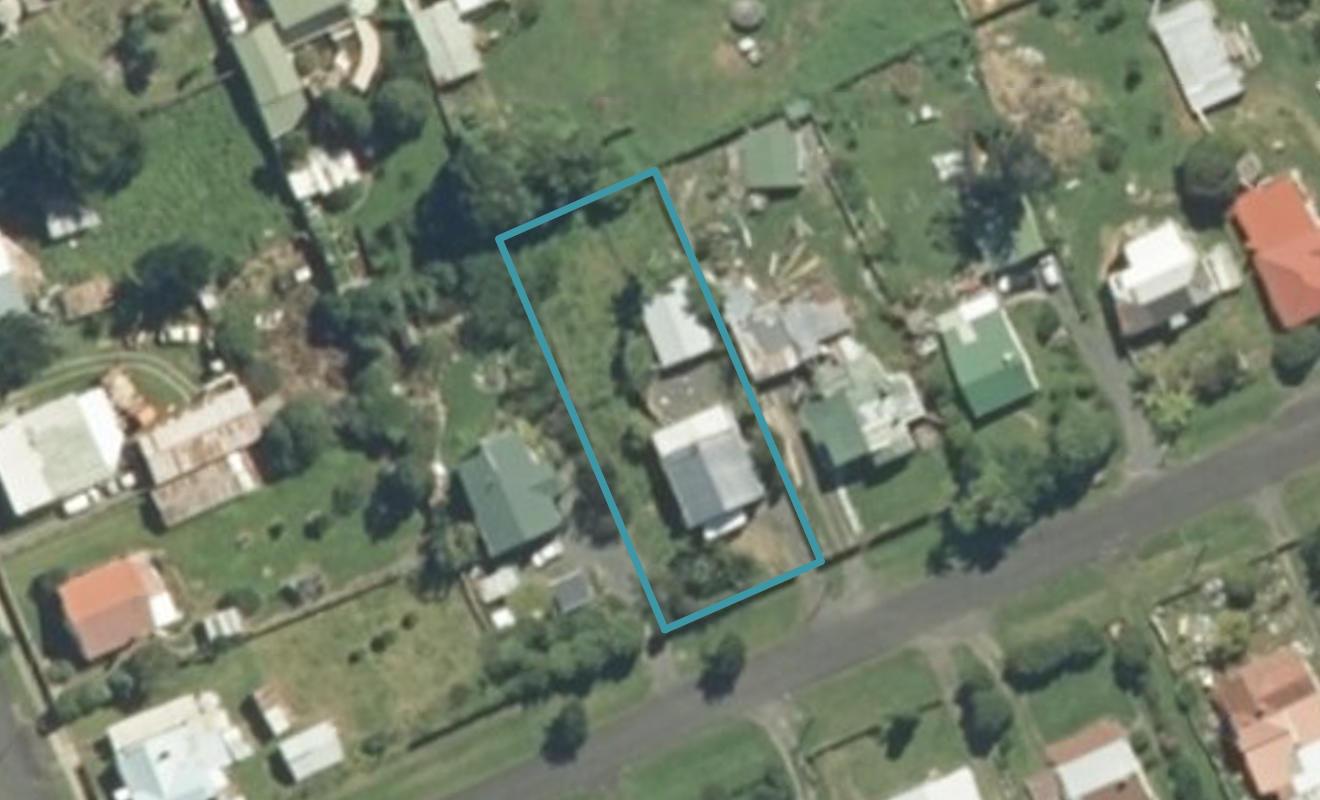 9 Bernard Street, Pukemiro - Carousel 1