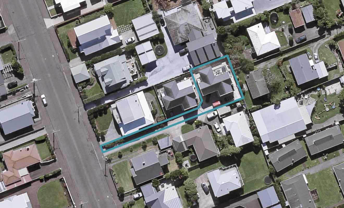 15A Beach Street, Fitzroy, New Plymouth - Carousel 1