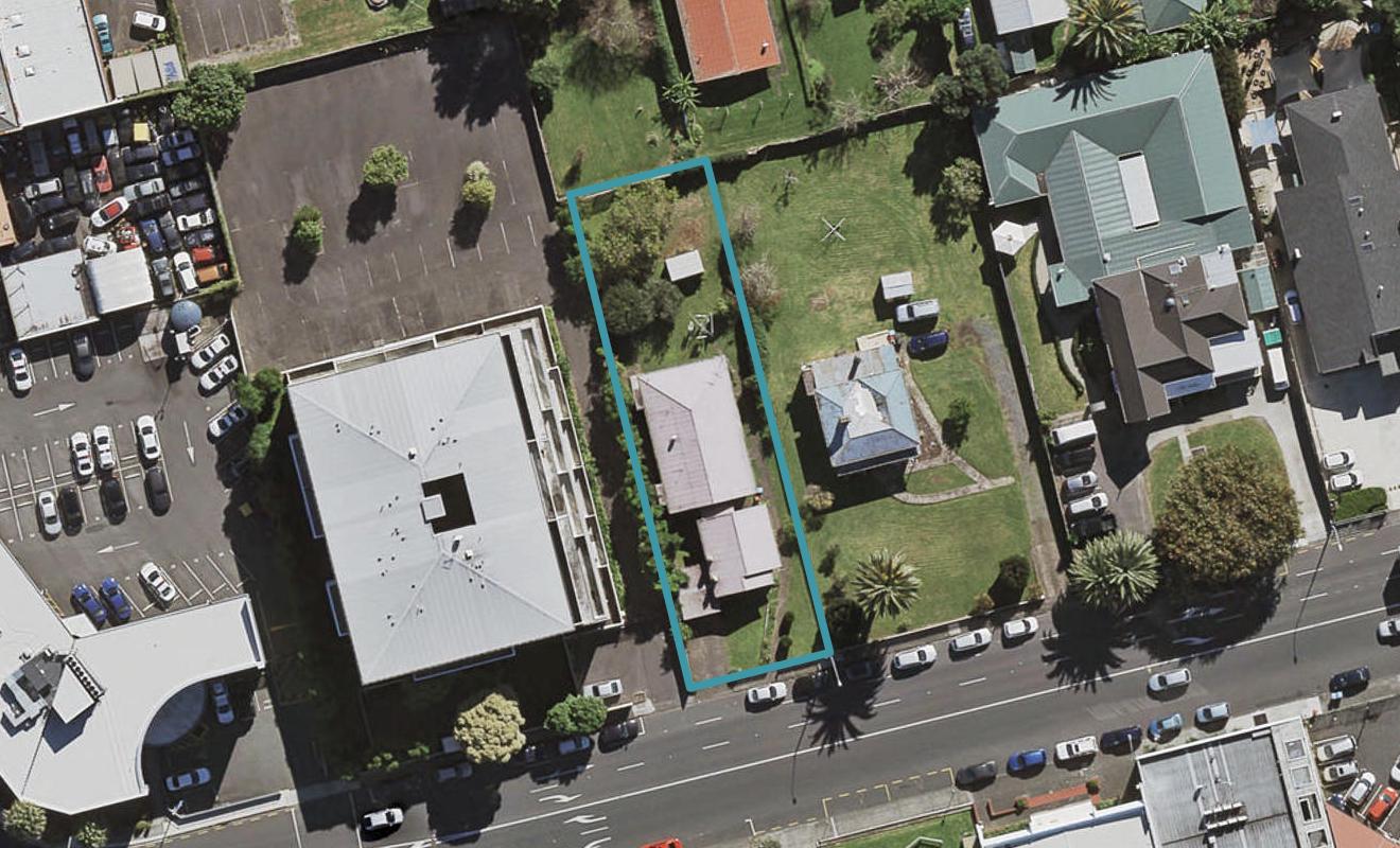 12 Princes Street, Otahuhu, Auckland - Carousel 1