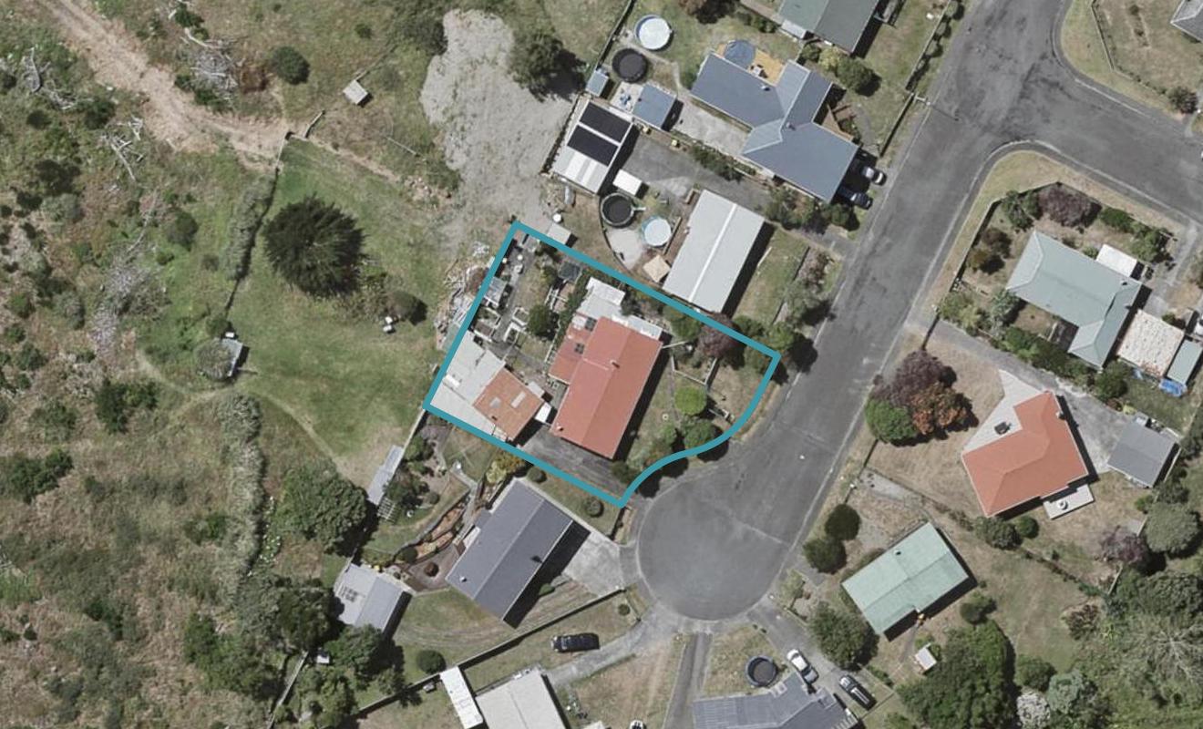 31 Mountainview Terrace, Otaki Beach, Otaki - Carousel 1