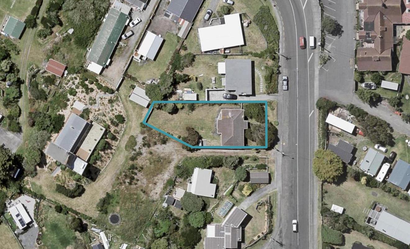 21 Tasman Road, Otaki Beach, Otaki - Carousel 1