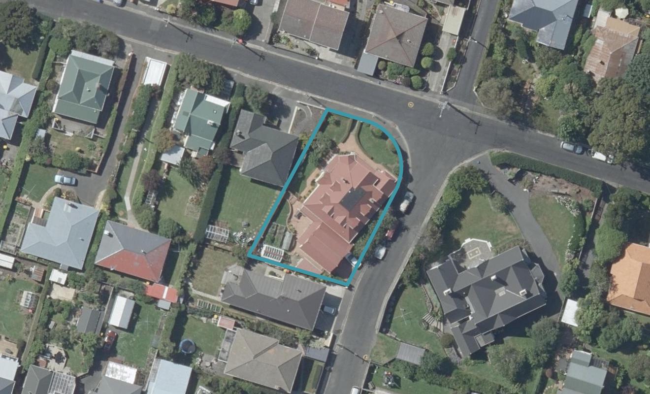 17 Picardy Street, Maryhill, Dunedin - Carousel 1