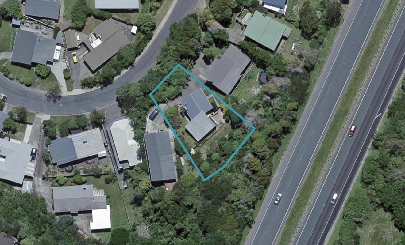 14 Silverbirch Grove, Churton Park, Wellington - Carousel 1