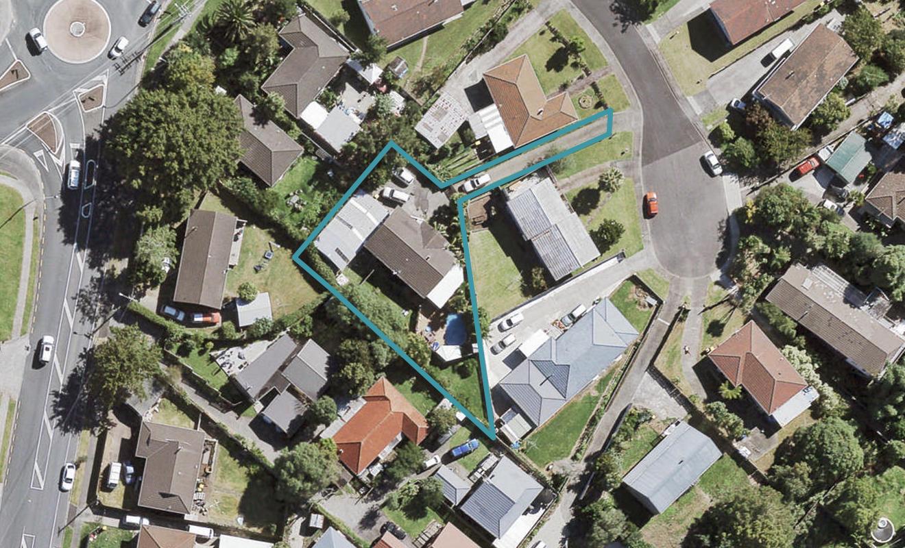 5 Spode Place, Henderson, Auckland - Carousel 1