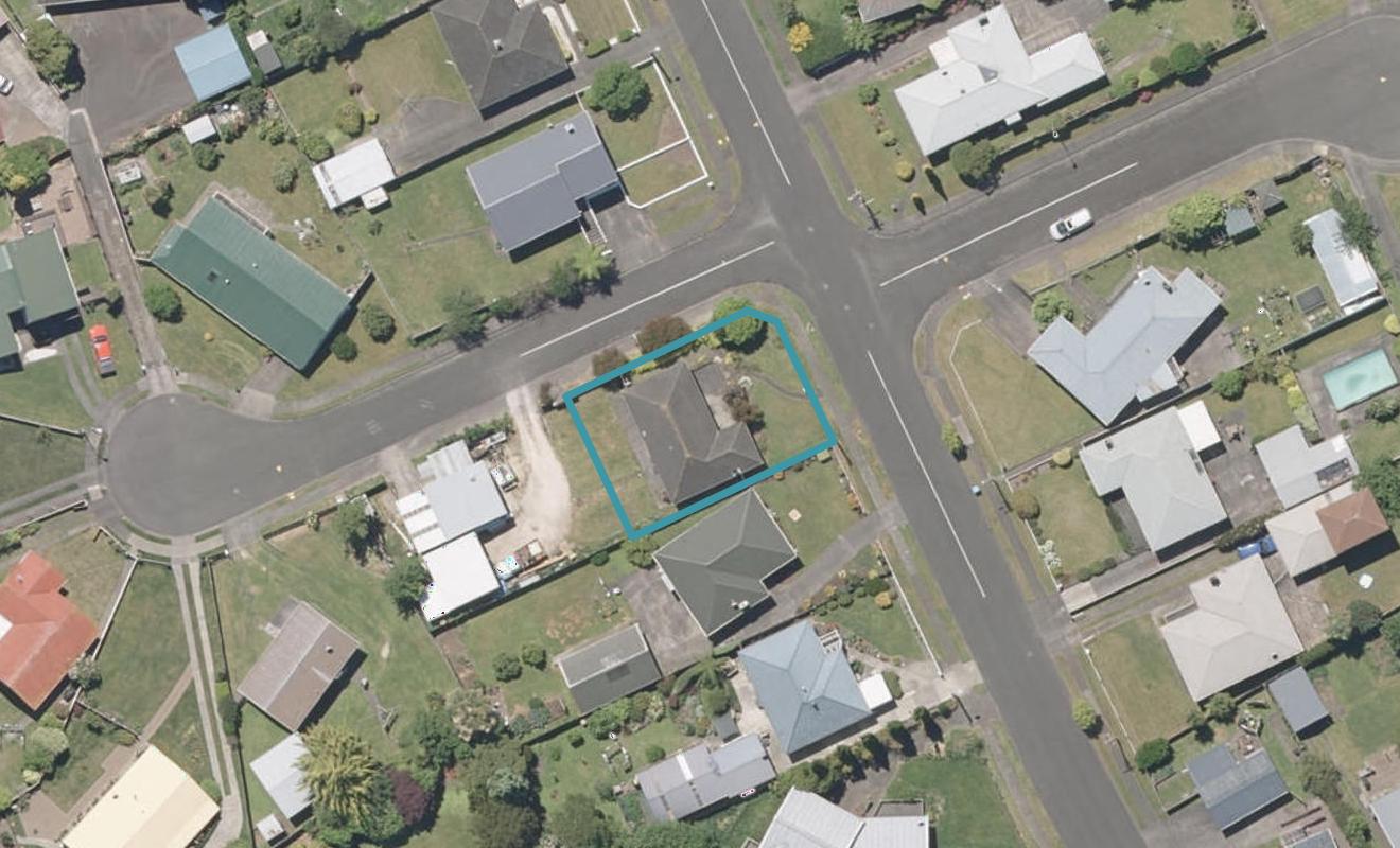 9 Camellia Avenue, Aramoho, Whanganui - Carousel 1