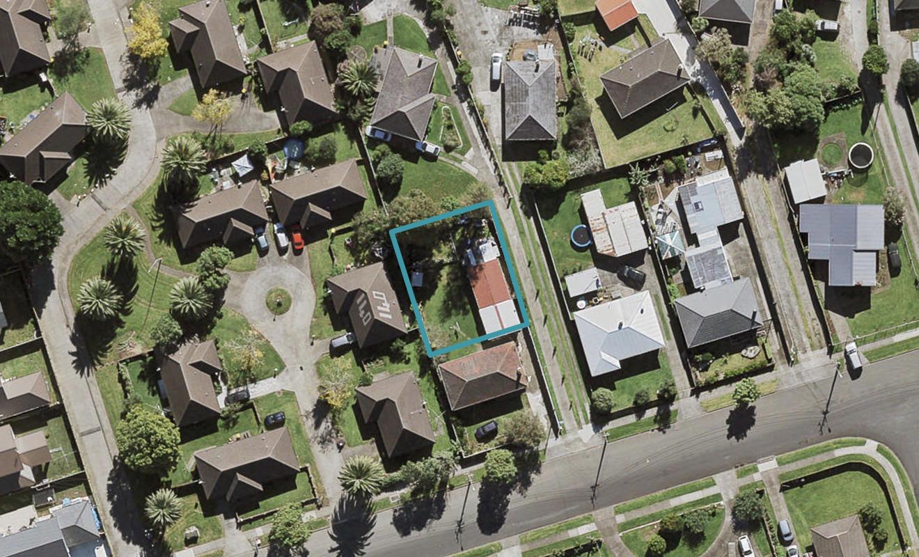 142A Hall Avenue, Favona, Auckland - Carousel 1