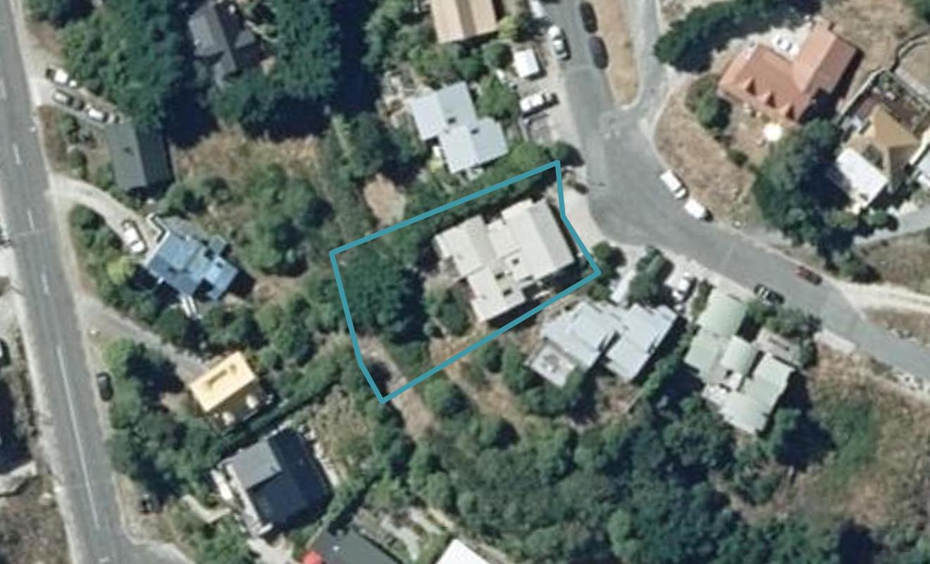 32A MacKinnon Terrace, Sunshine Bay, Queenstown - Carousel 1