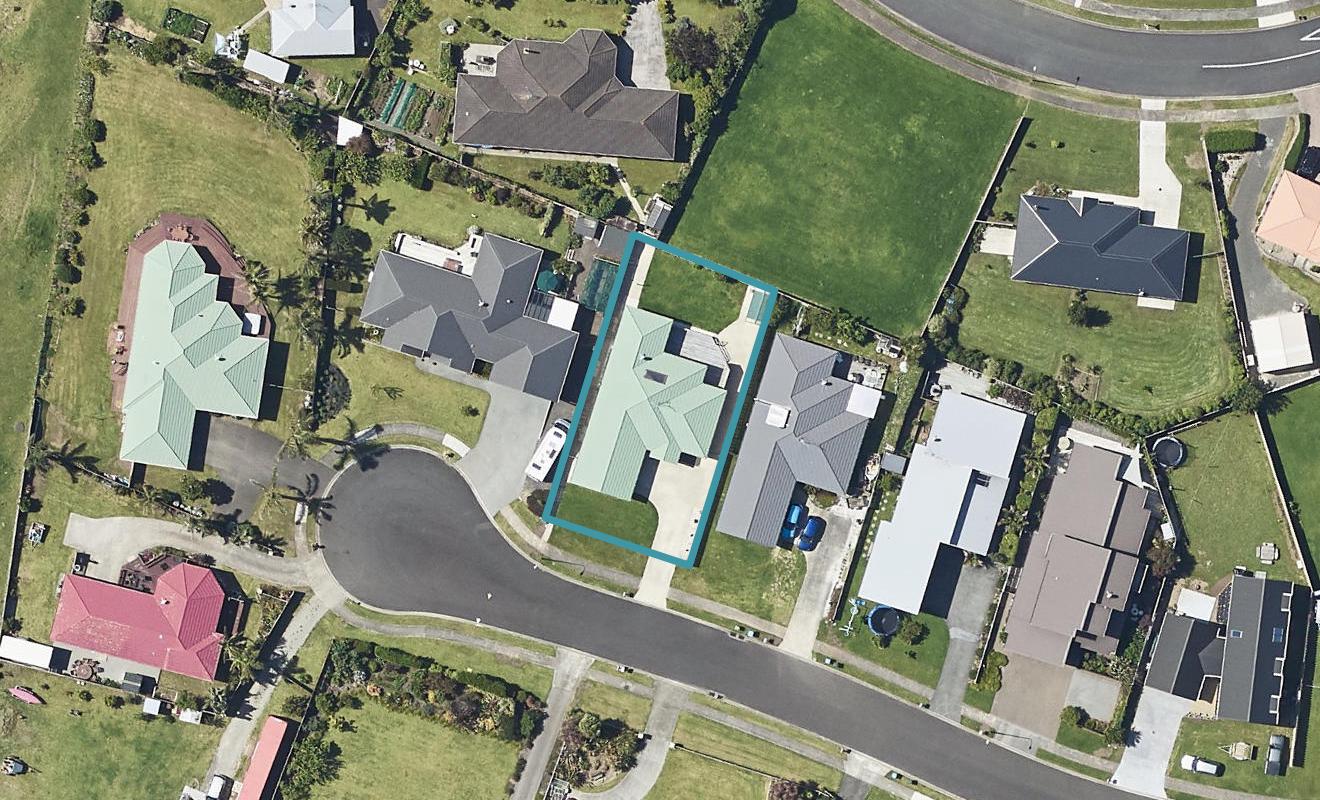 16 Athenree Heights, Athenree, Waihi Beach - Carousel 1