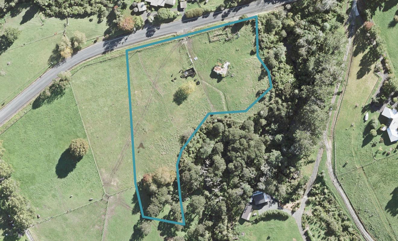 61 Awanohi Road, Redvale, Auckland - Carousel 1