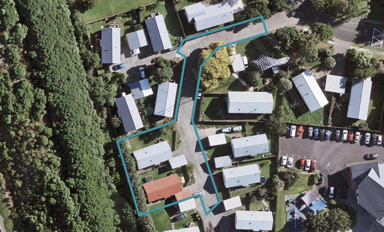 16 Keri Anne Place, Goodwood Heights, Auckland - Carousel 1