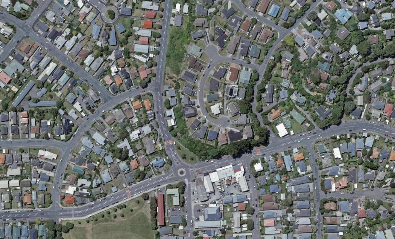 26 Westview Grove, Miramar, Wellington - Carousel 1