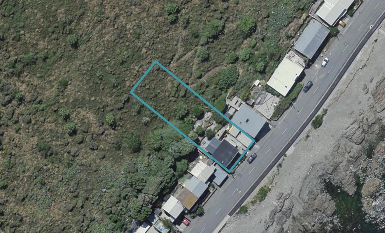 102 Owhiro Bay Parade, Owhiro Bay, Wellington - Carousel 1