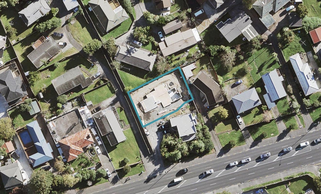 36 Maioro Street, New Windsor, Auckland - Carousel 1