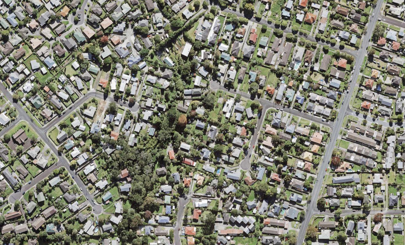16 Hinau Street, New Lynn, Auckland - Carousel 1