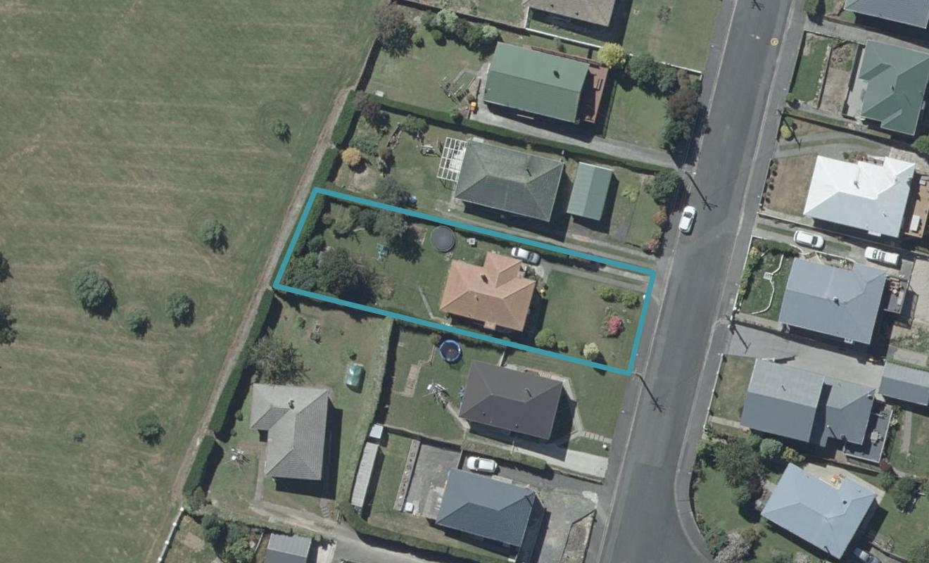 20 Travis Street, Brockville, Dunedin - Carousel 1