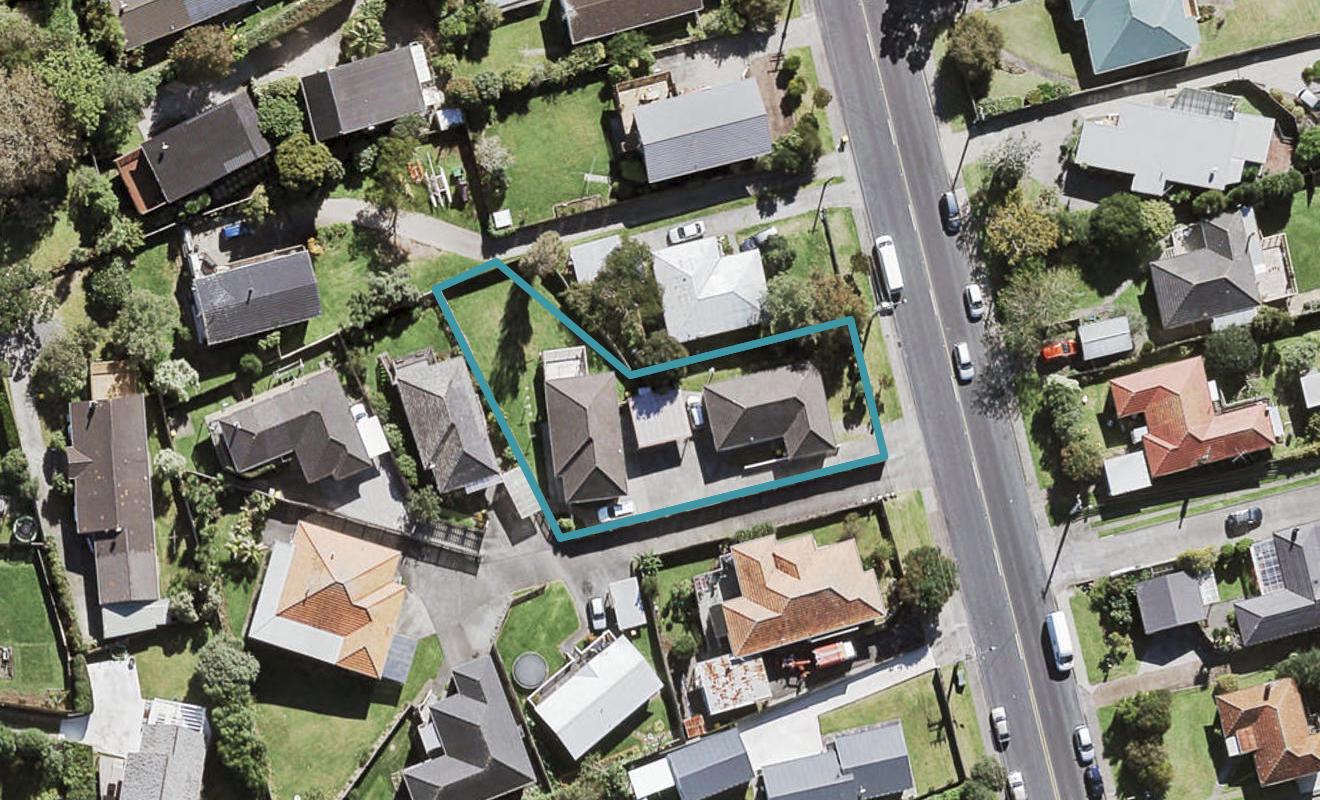 2/92 Birkdale Road, Birkdale, Auckland - Carousel 1