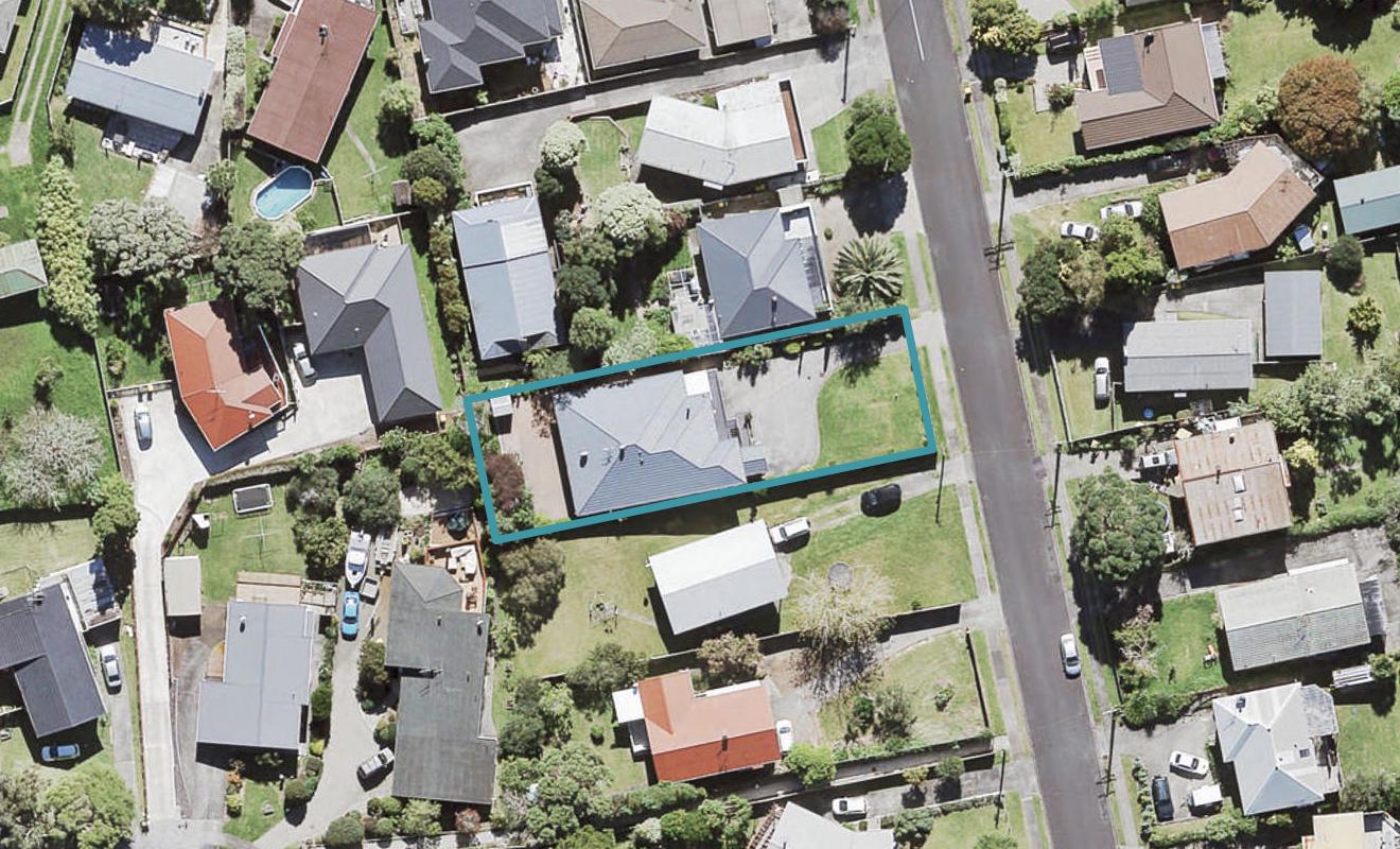 16 Mason Street, New Lynn, Auckland - Carousel 1