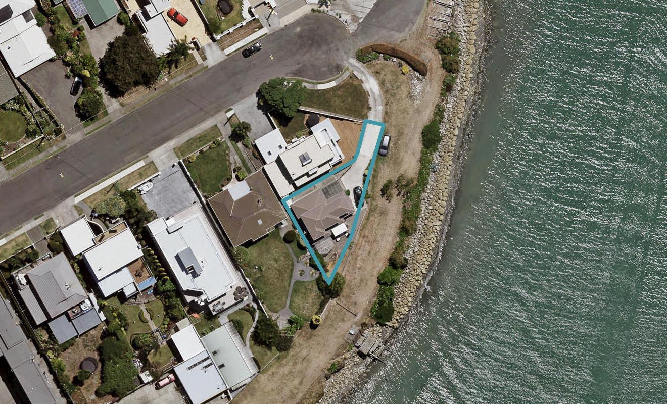 12A Whakarire Avenue, Westshore, Napier - Carousel 1
