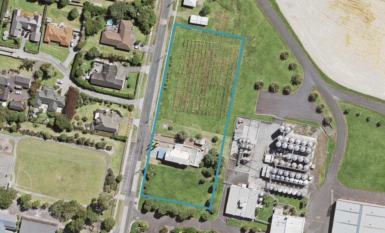 25 Station Road, Huapai, Kumeu - Carousel 1