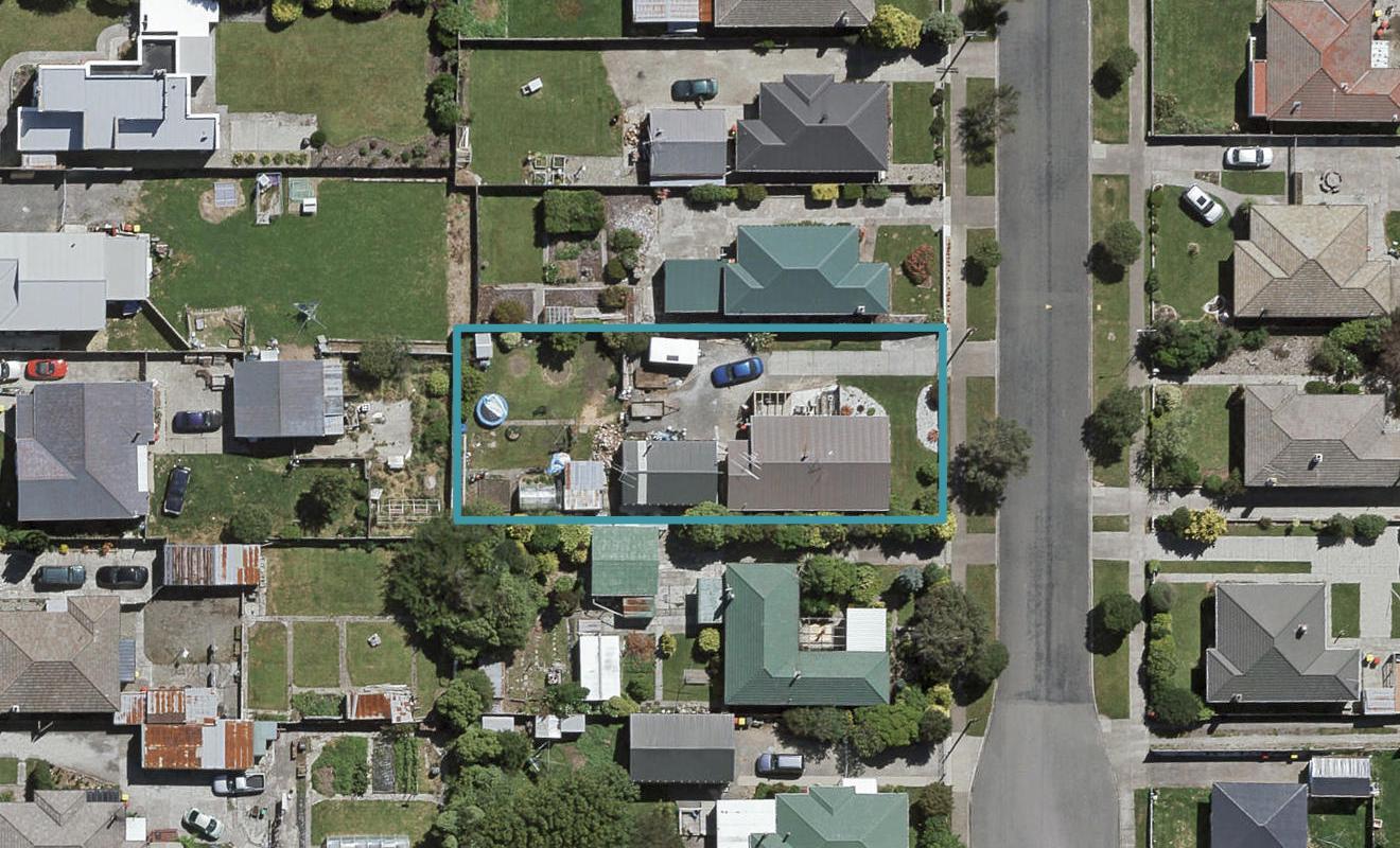 23 York Street, Strathern, Invercargill - Carousel 1