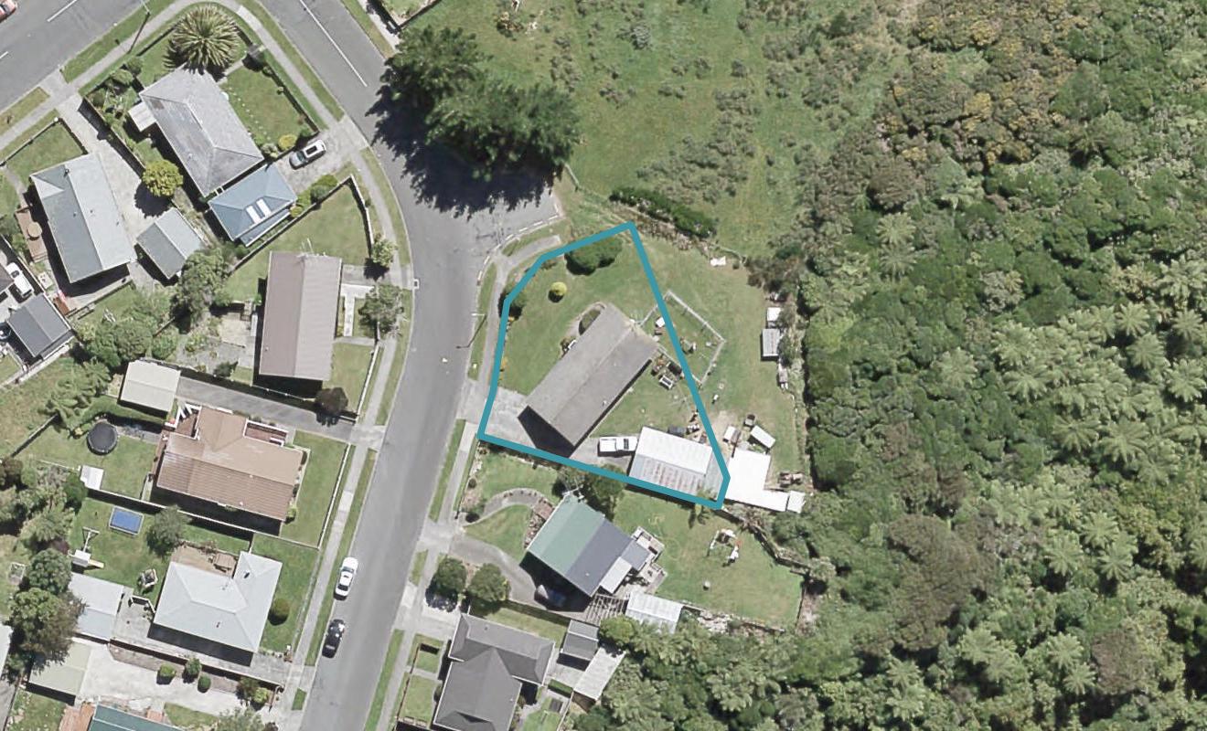5 Drummond Crescent, Kelson, Lower Hutt - Carousel 1