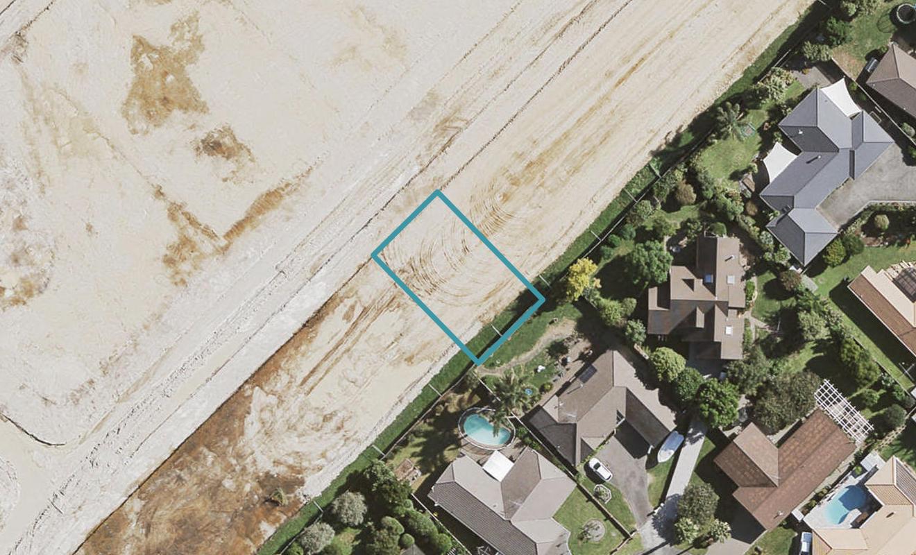 20 Waituarua Drive, Takanini, Auckland - Carousel 1