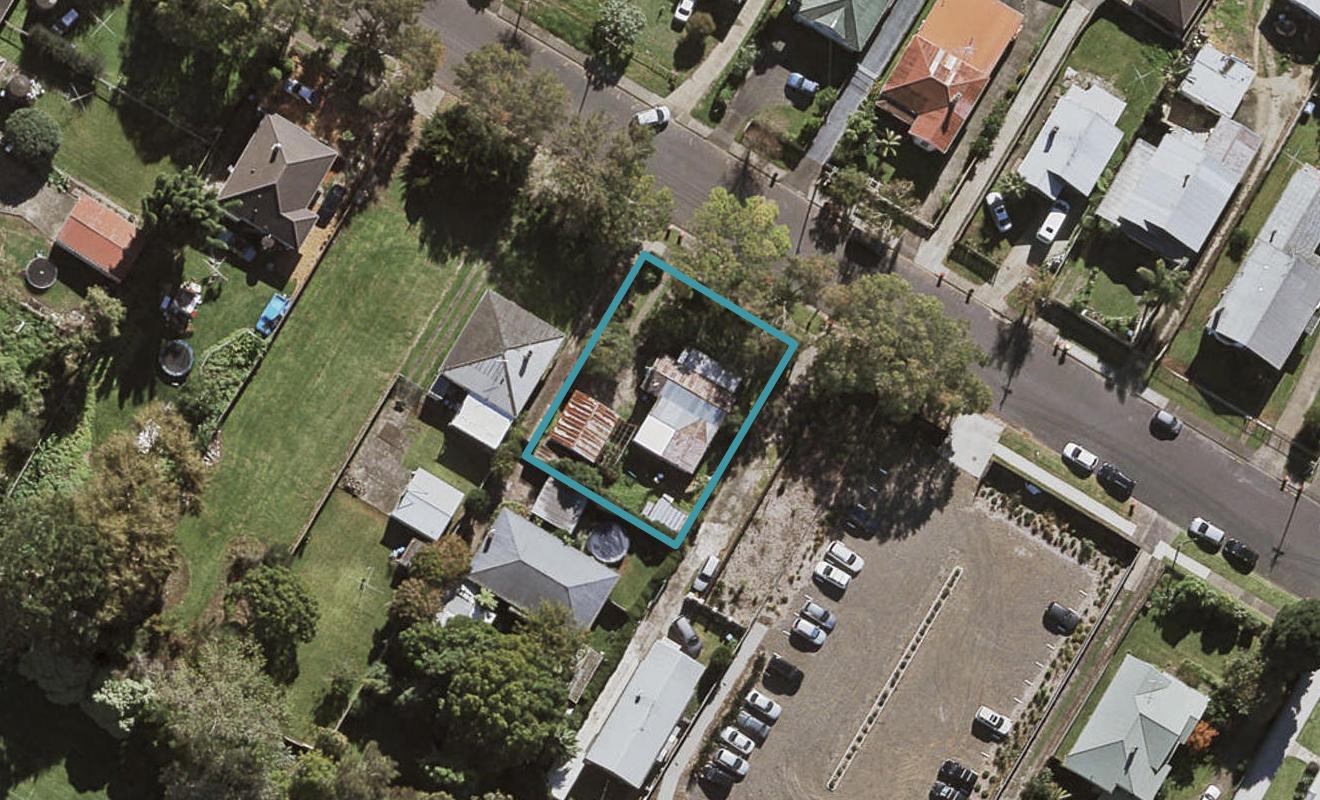19 Middlemore Road, Otahuhu, Auckland - Carousel 1