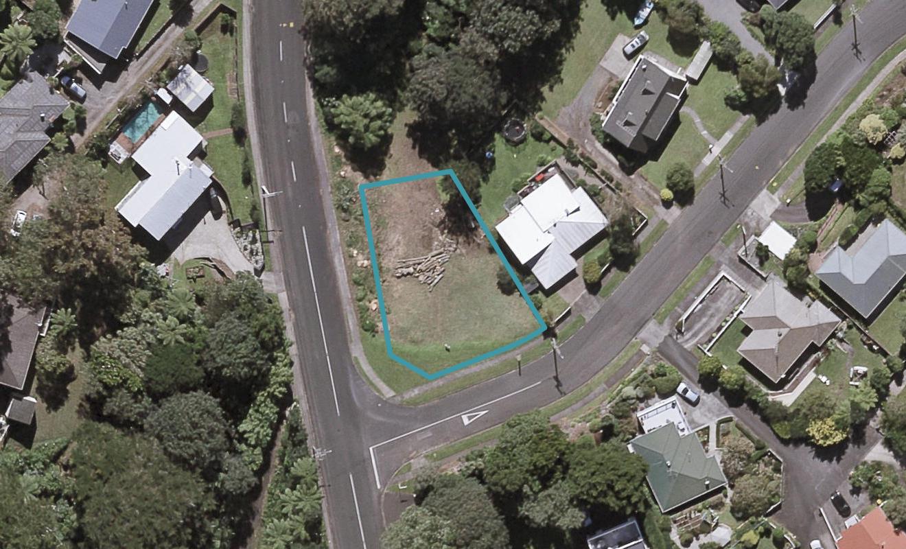1 Beaumont Crescent, Frankleigh Park, New Plymouth - Carousel 1