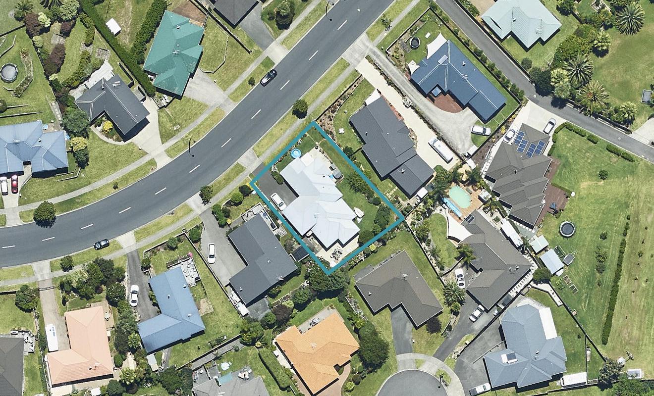 92 Osprey Drive, Welcome Bay, Tauranga - Carousel 1