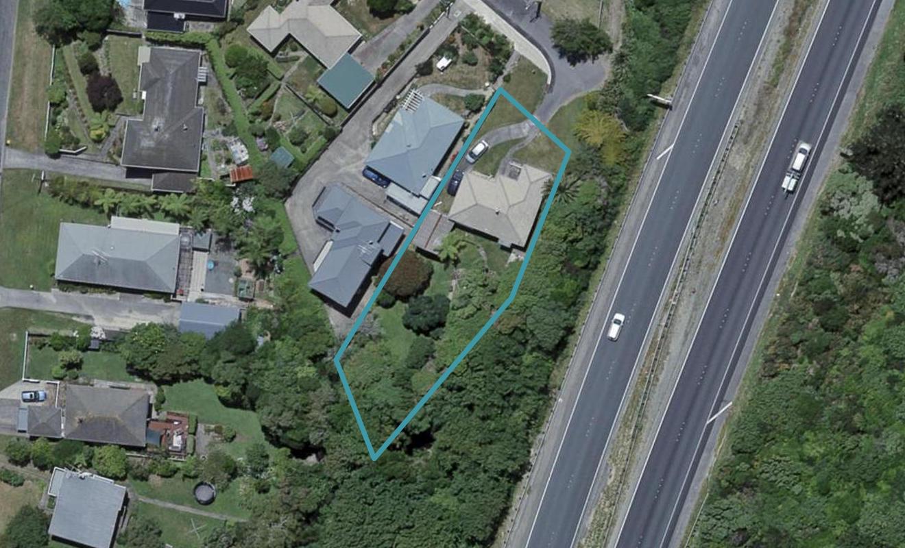 6 Ongley Crescent, Tawa, Wellington - Carousel 1